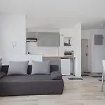 Shortstaypoland Wolska